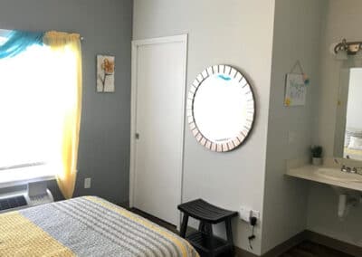 Avamere at Mountain Ridge Apartment Bedroom Living